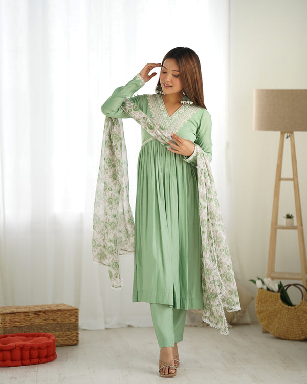 Mint Blossom RomanSilk Nyra Set