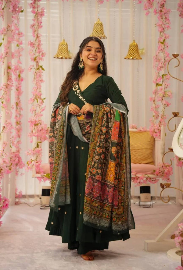 Emerald Grace Festive Suit Set with Printed Kalamkari Dupatta
